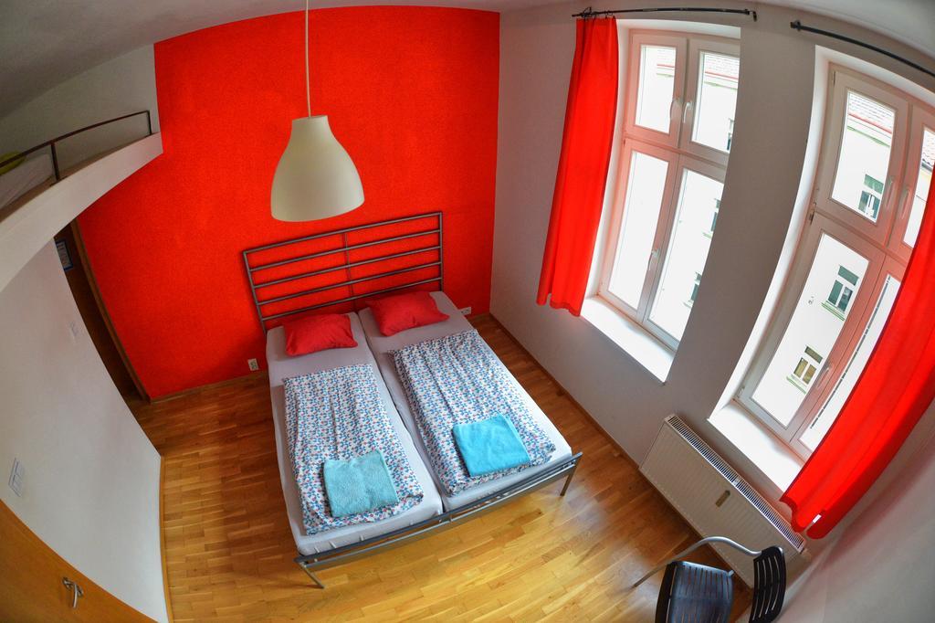 Hostel One Prague Praga Exterior foto