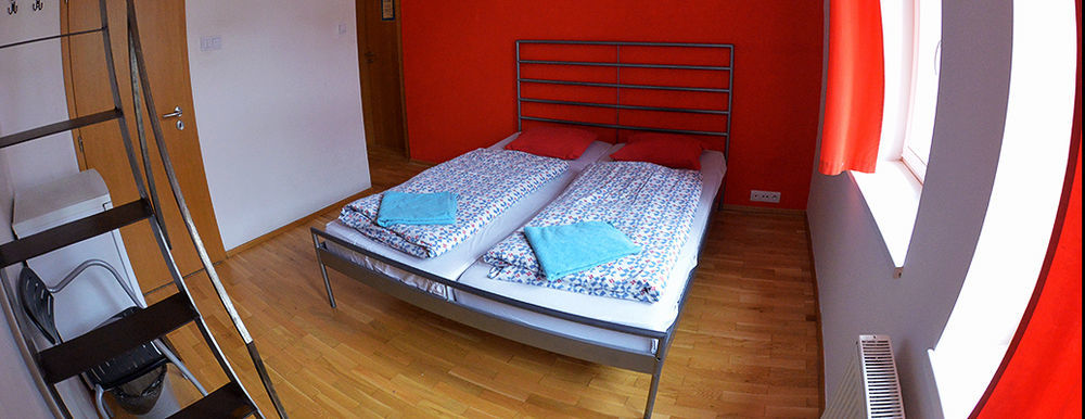 Hostel One Prague Praga Exterior foto